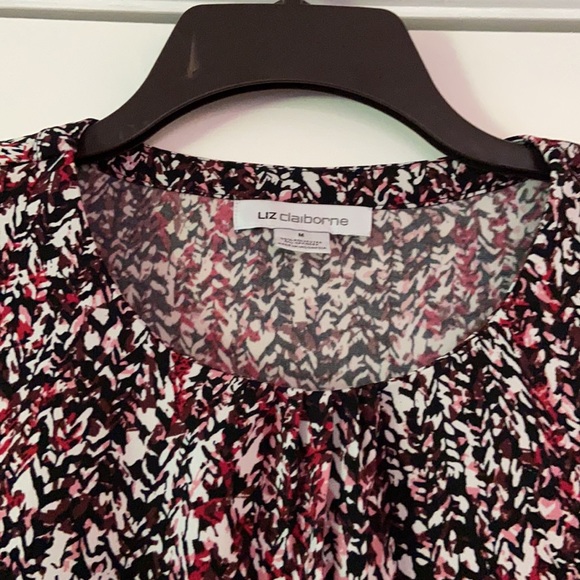 Black, red and white Liz Claiborne top - Picture 3 of 6